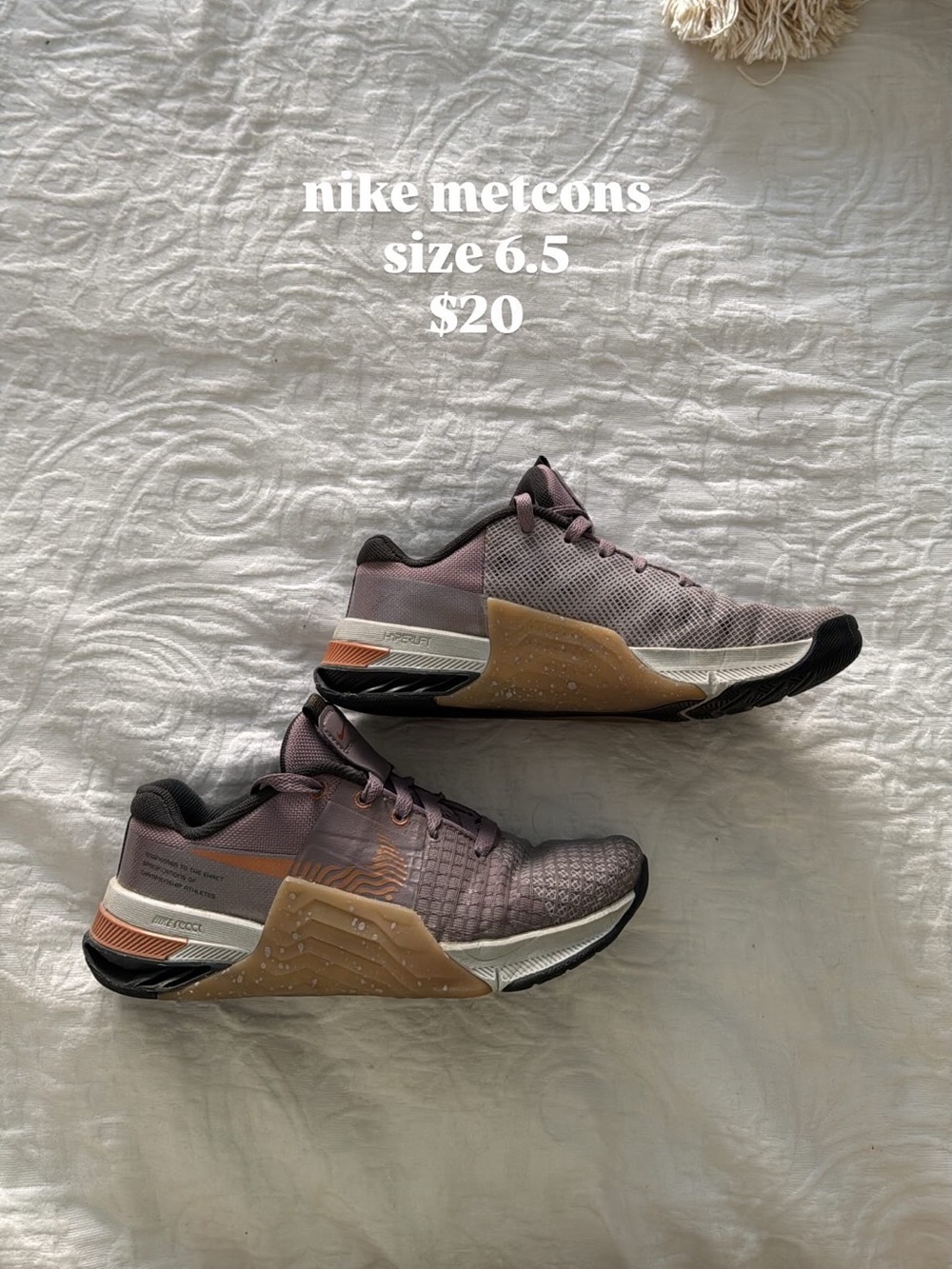 Nike Metcon Training Shoes - Mauve with Tan Accents